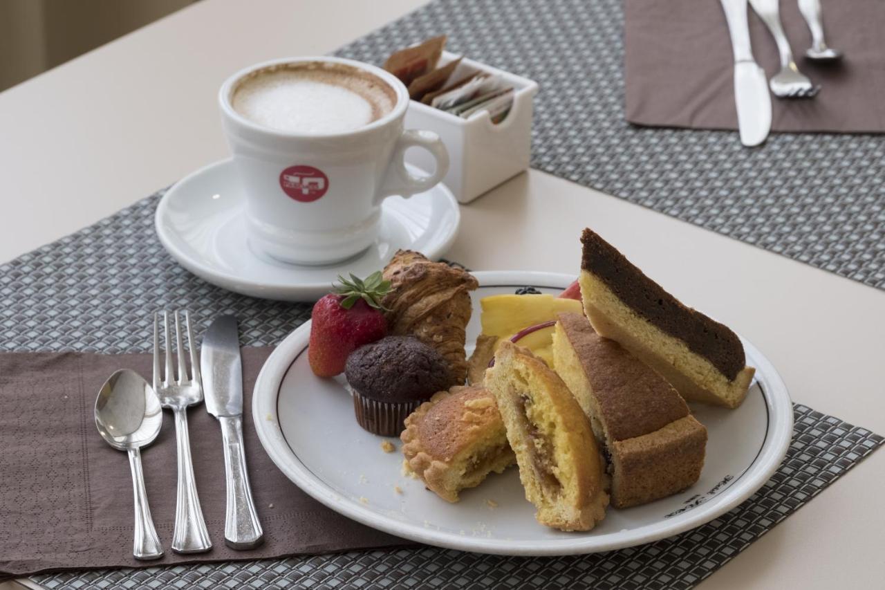Hotel Rex Rimini Eksteriør bilde