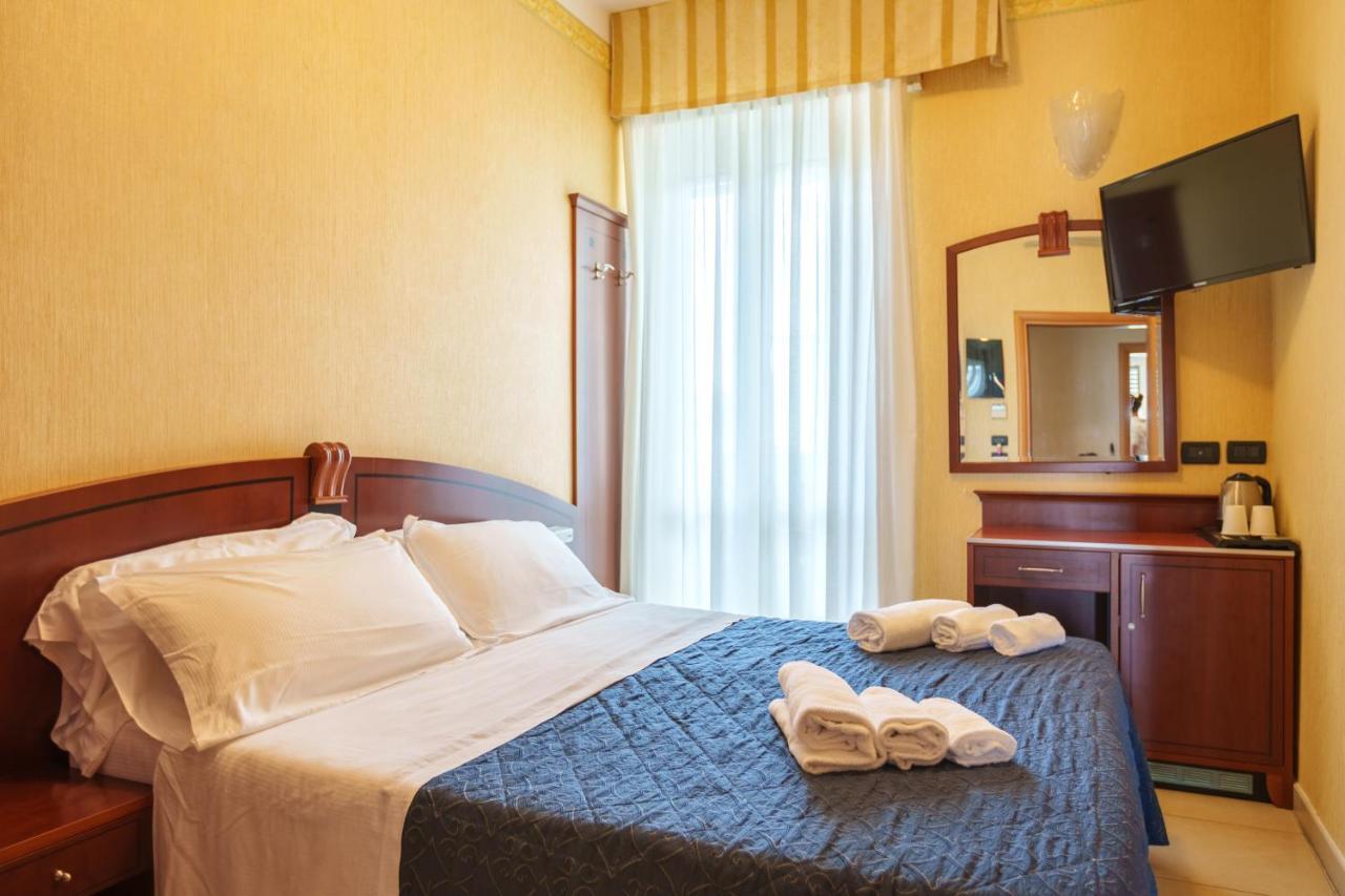 Hotel Rex Rimini Eksteriør bilde