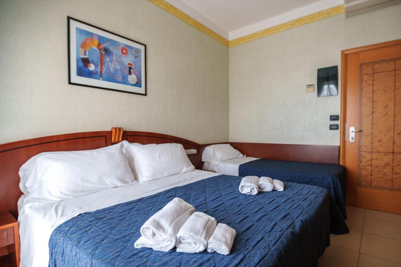 Hotel Rex Rimini Eksteriør bilde