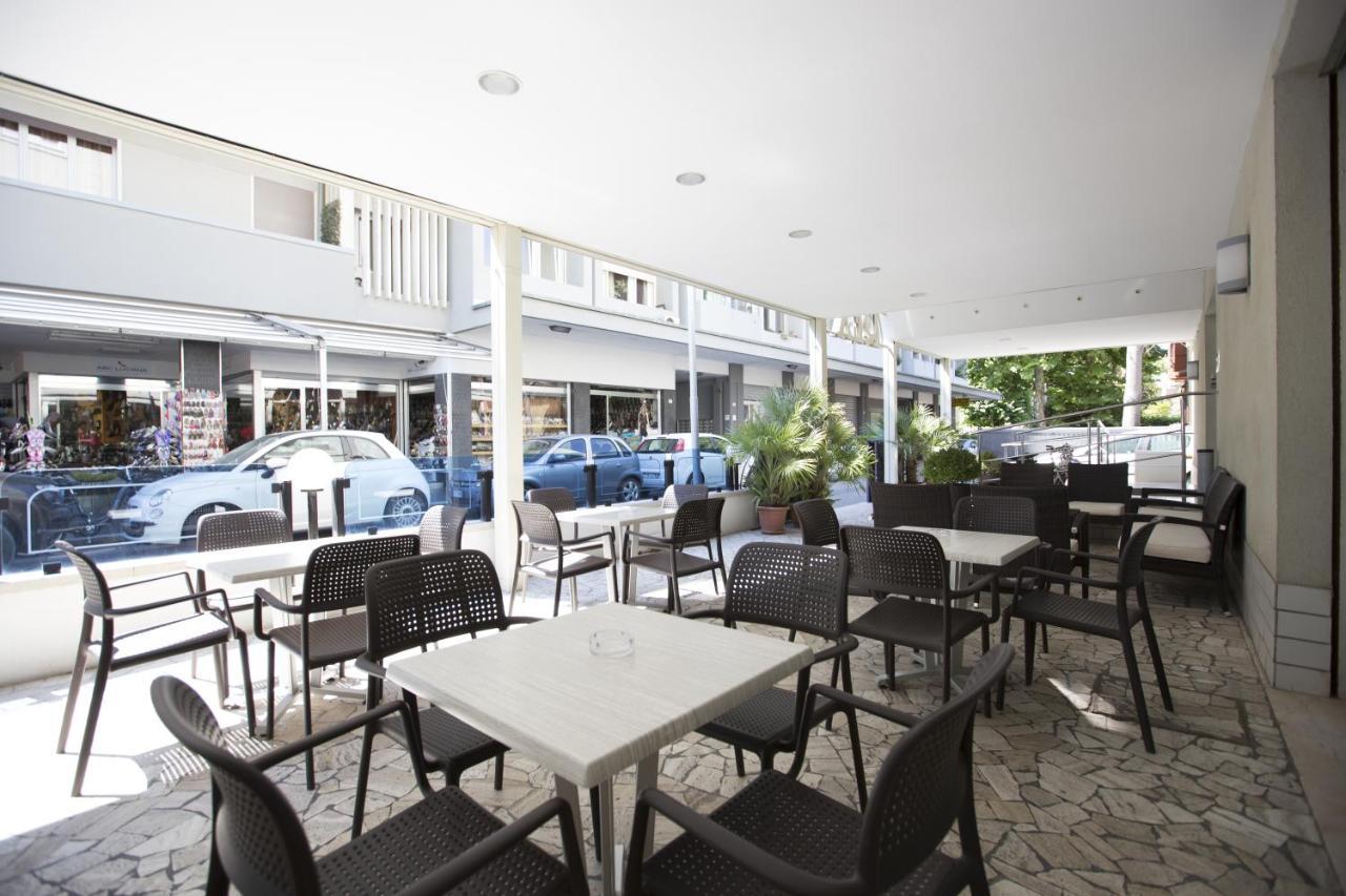 Hotel Rex Rimini Eksteriør bilde